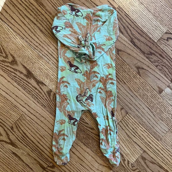 Kate Quinn Bamboo Collection Long Sleeve Lap Neck Footie 0-3M - Picture 4 of 4